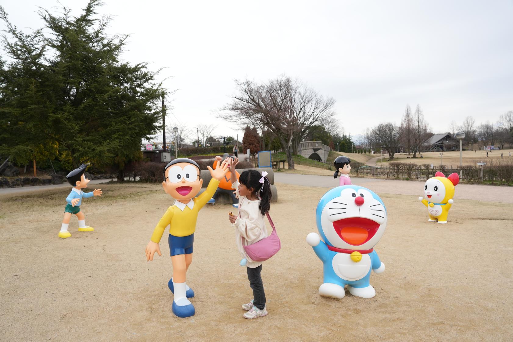 「ドラえもん」や「のび太くん」たちが待っている！-3