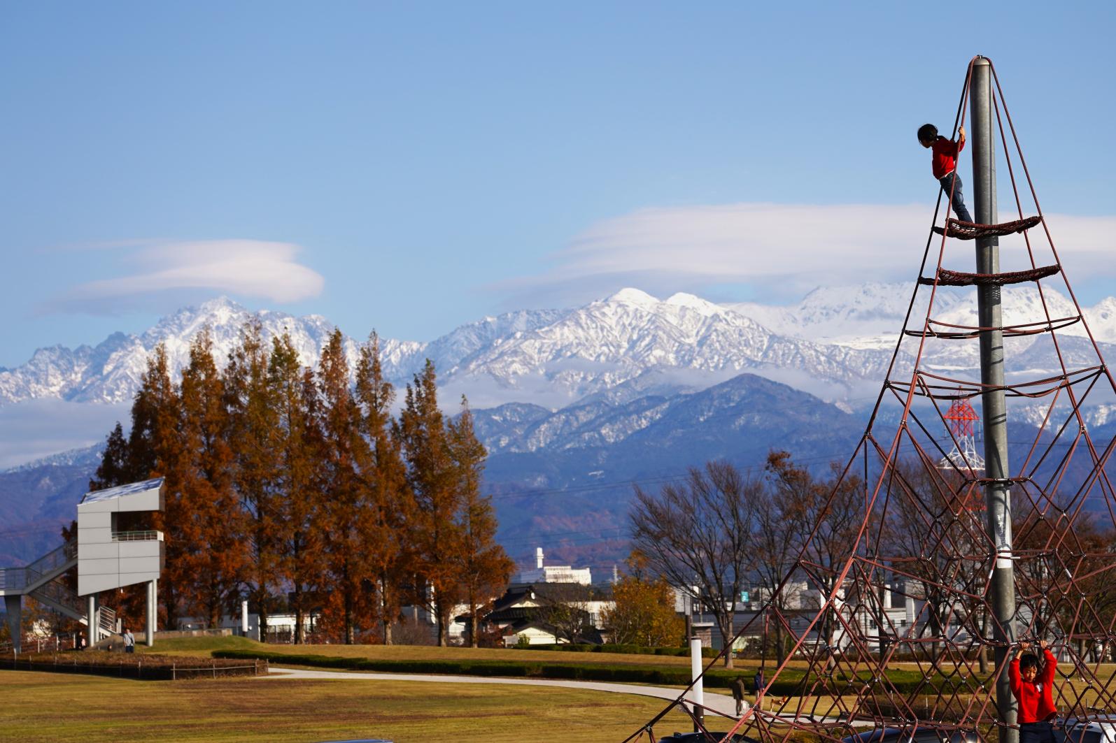 広い！遊具も大人気「富山県総合運動公園」を紹介します！