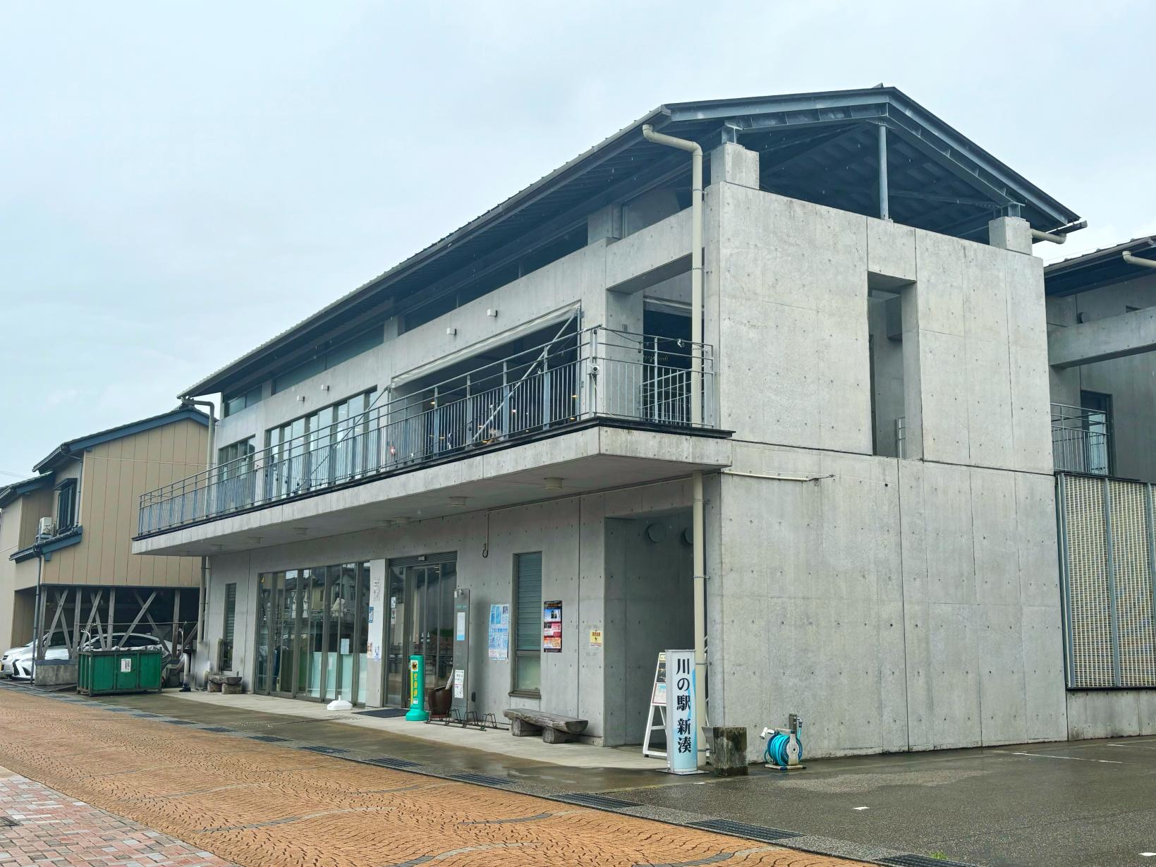 川の駅新湊