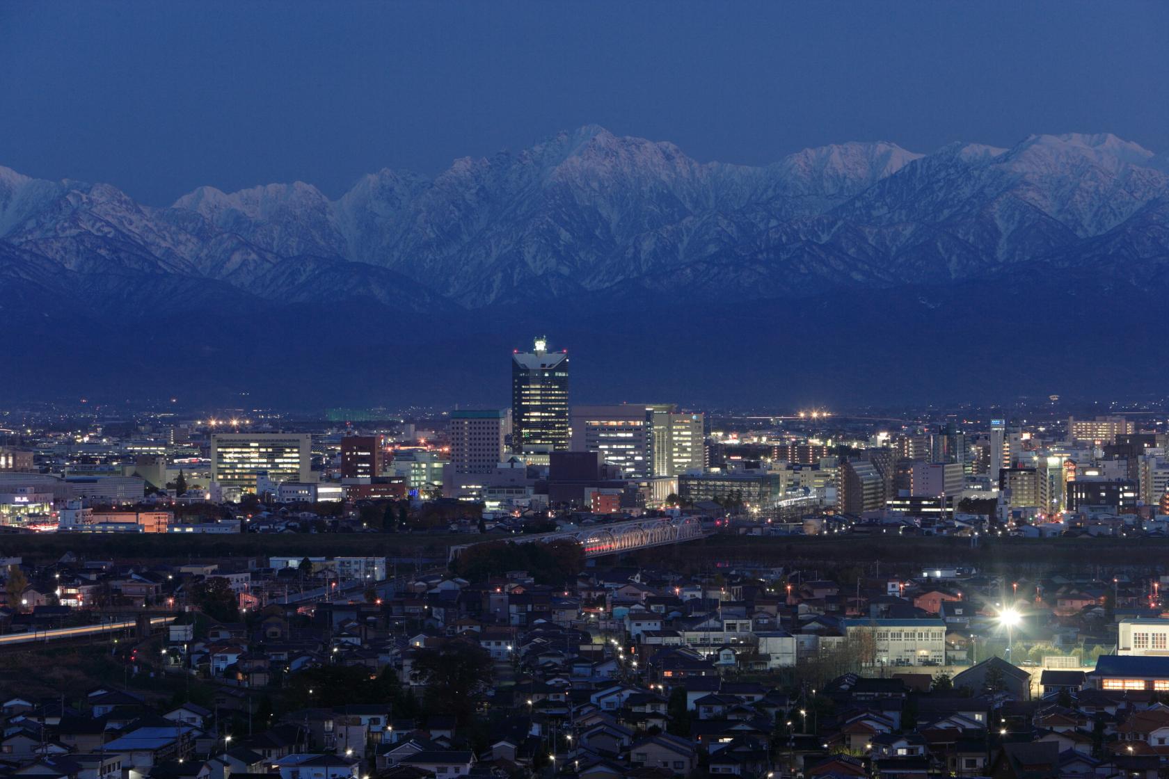 呉羽山展望台（富山市）