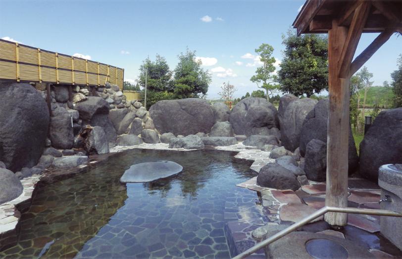 Refreshing and relaxing at a natural hot spring in Tateyama-0