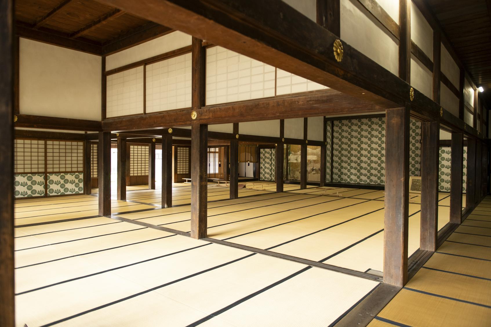 本山に準じる寺院としては破格の規模-1