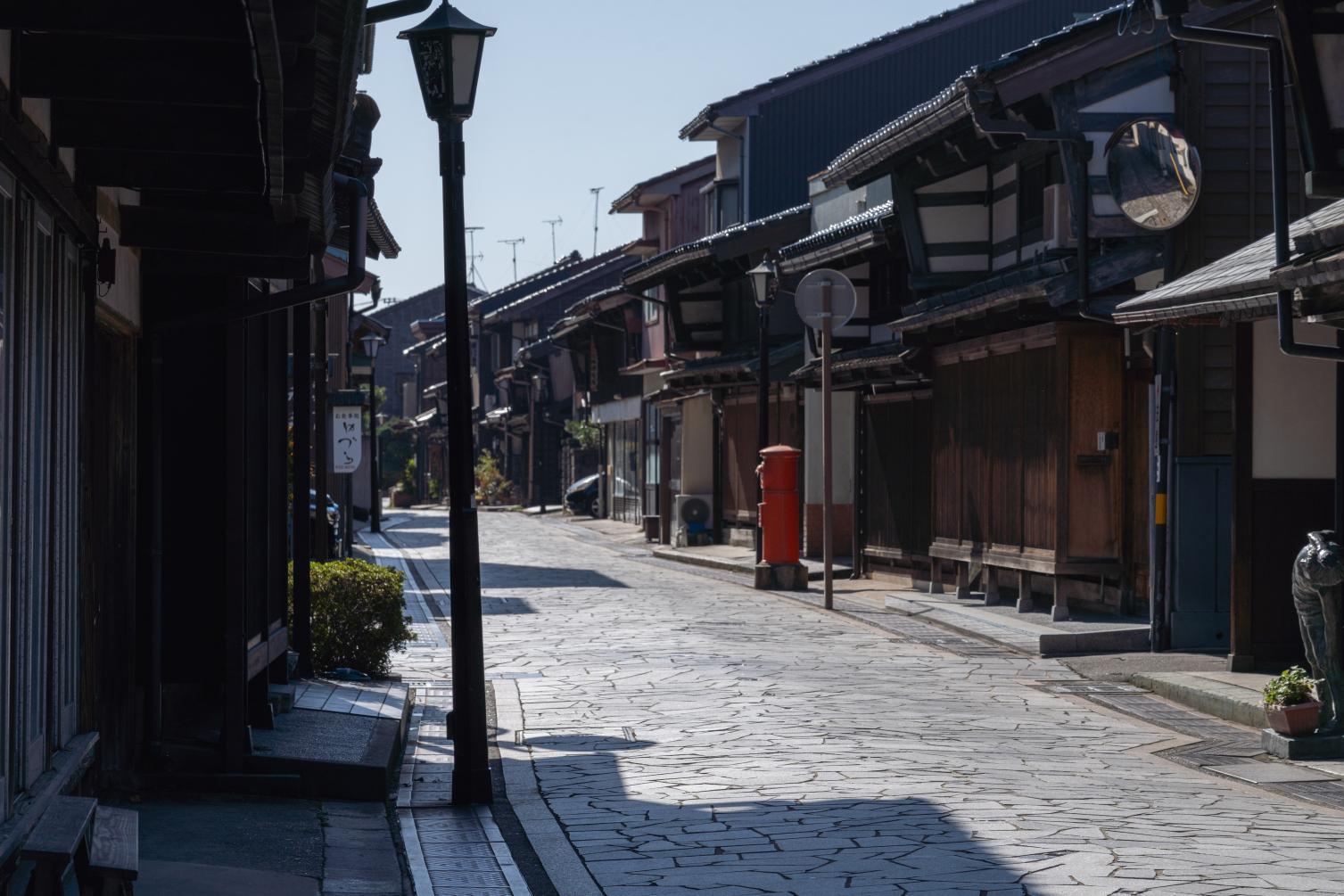 千本格子住宅街景「金屋町」~高岡站出發，走路20分鐘~-0