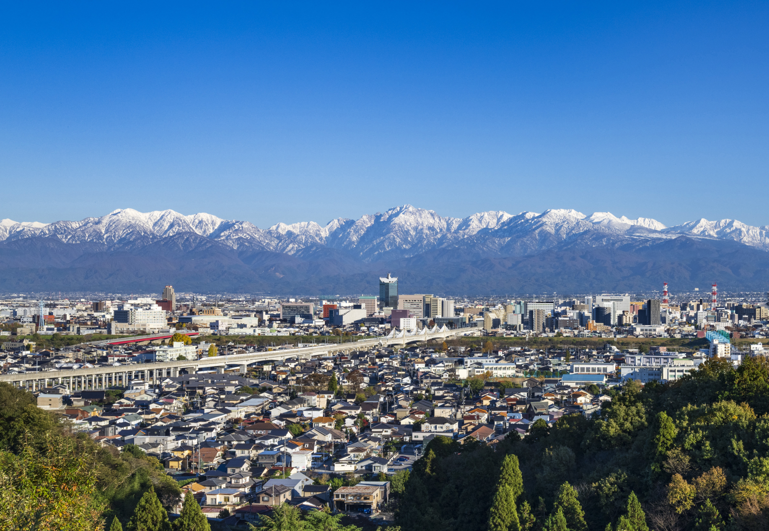 eバイクで巡る本物の大自然を感じる富山旅