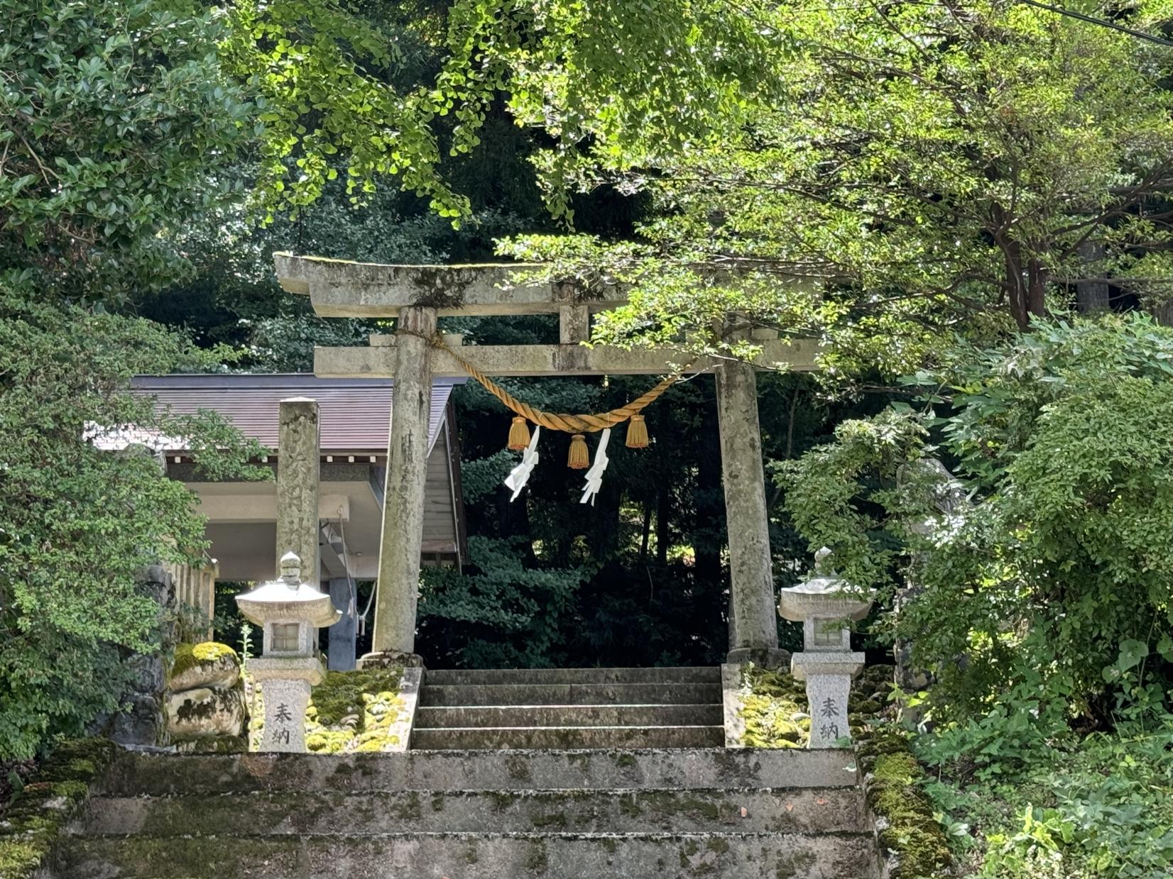 宇奈月神社-1